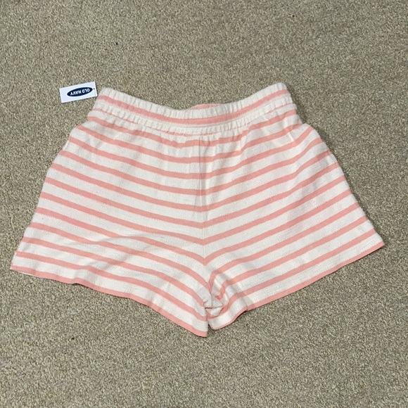 NWT Old Navy Cream and Salmon Pink Striped Soft Comfortable Terry Cloth Shorts. - Picture 3 of 5